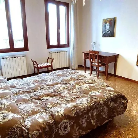 Deluxe In San Marco Venedig