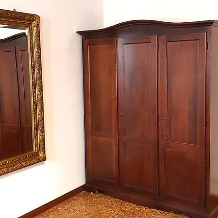 Apartment Deluxe In San Marco