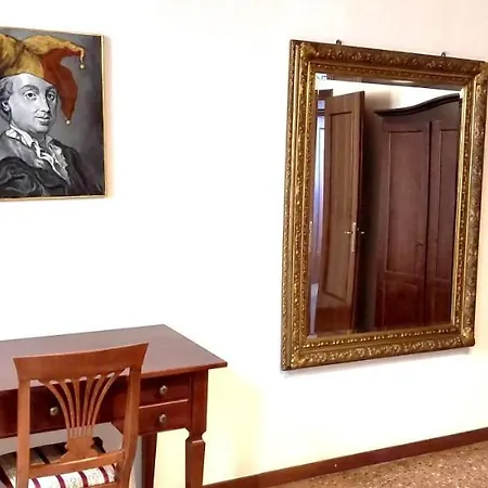 Deluxe In San Marco Apartment